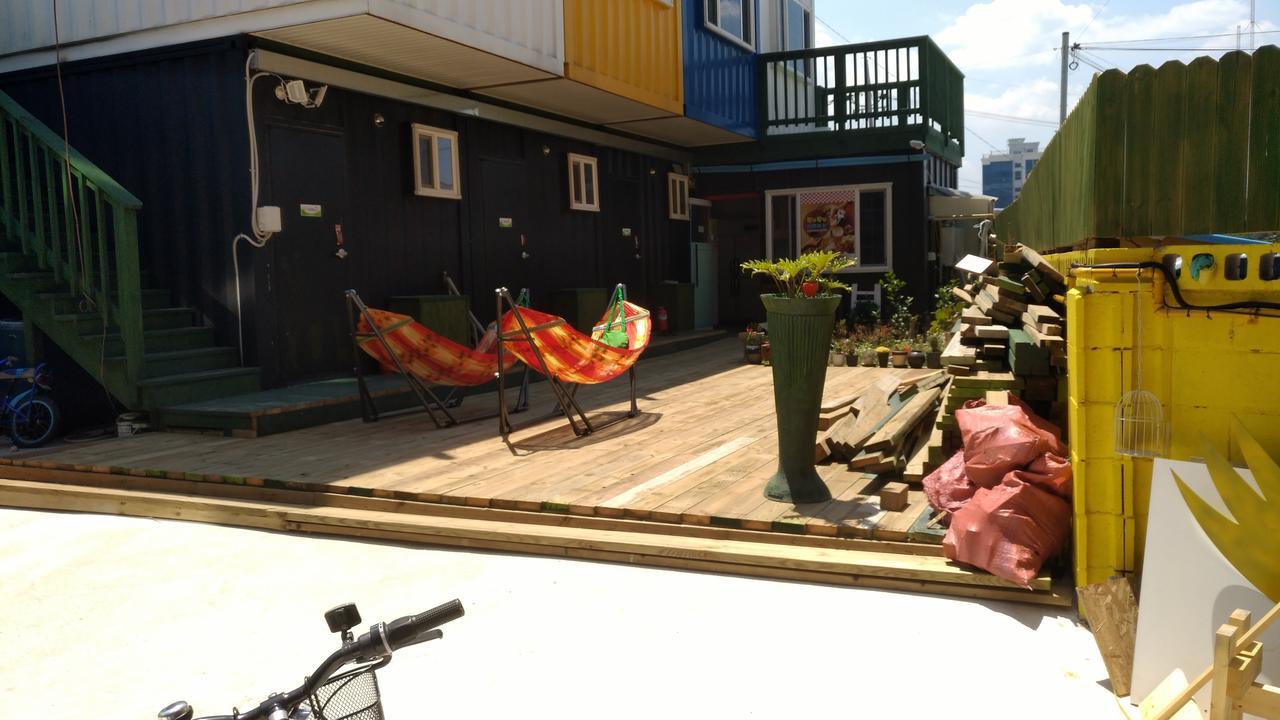 Ocean Capsule Guesthouse جانجنيونج المظهر الخارجي الصورة