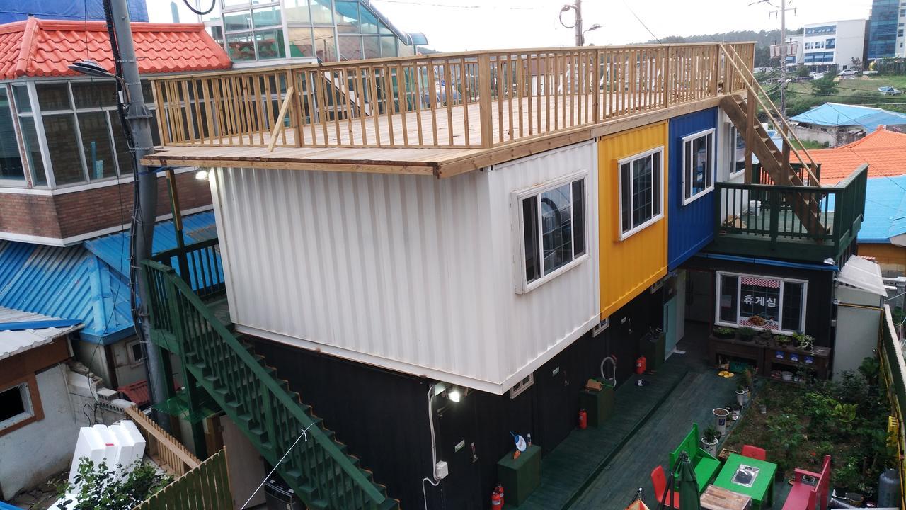 Ocean Capsule Guesthouse جانجنيونج المظهر الخارجي الصورة