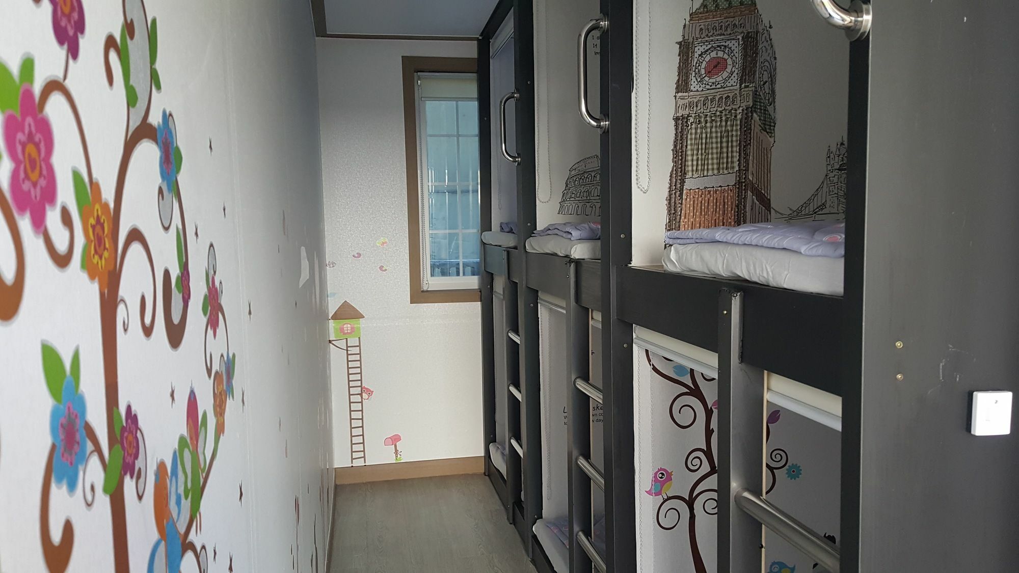 Ocean Capsule Guesthouse جانجنيونج المظهر الخارجي الصورة